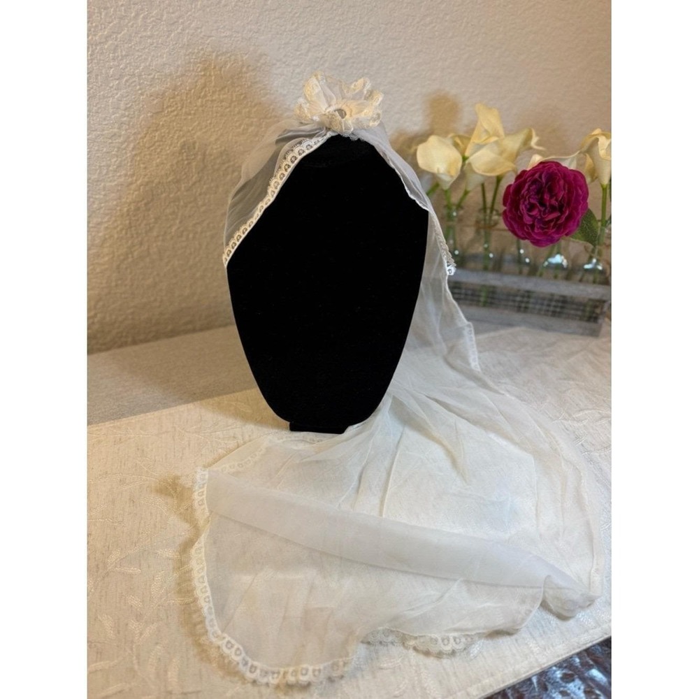 Girls White Communion Veil‎ 39" Floral Lace Scalloped Edge Hair Donut Headpiece